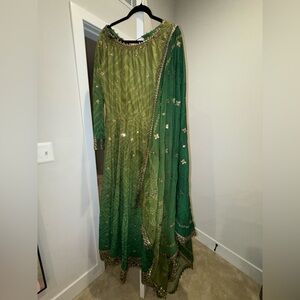 IZNIK Fancy Pakistani Gown